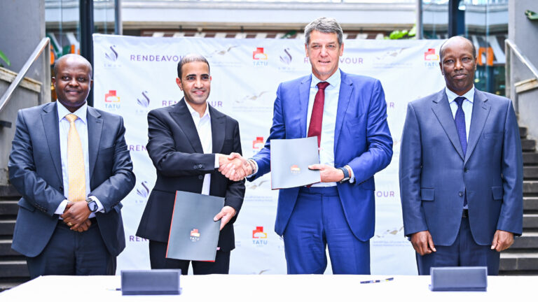 John Mwendwa, Abdullah AlMalki, Stephen Jennings and Lee Kinyanjui at Jabali Towers signing ceremony