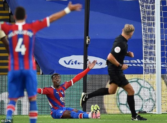 VAR Controversy as Manchester United beat Crystal Palace