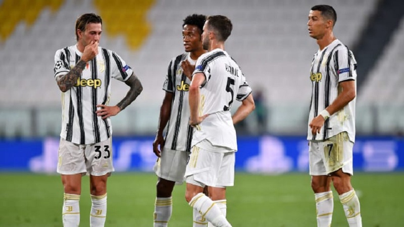 Juventus knocked out of Champions League by Lyon