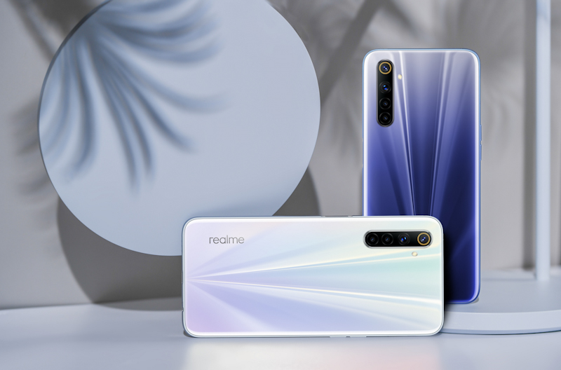 realme is a technology brand officially established on May 4, 2018, by Sky Li. realme aspires to provide products with a comprehensive superior experience for the young, and realme is committed to being a trendsetting technology brand. 