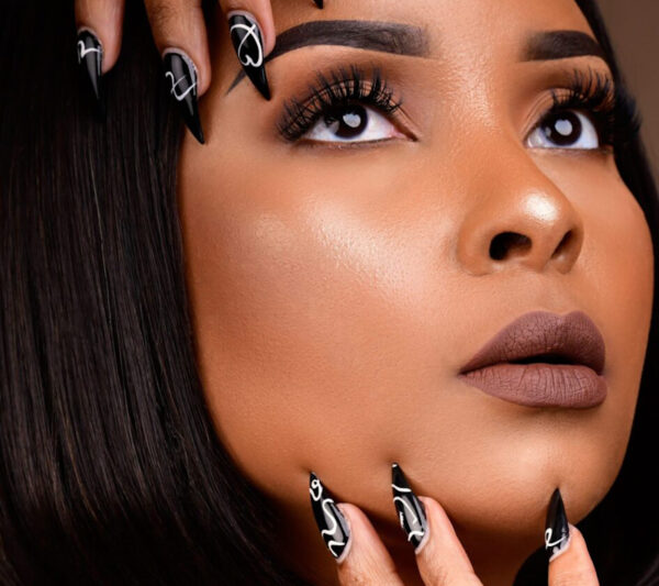 Nairobi’s beauty and lifestyle blogger, and chief executive of Shop New Level, Nancie Mwai has released a new line of lipsticks under the brand ‘Send Nudes Collection’.