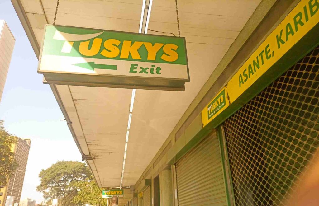 Tuskys Enkarasha Kenyatta Avenue has been closed