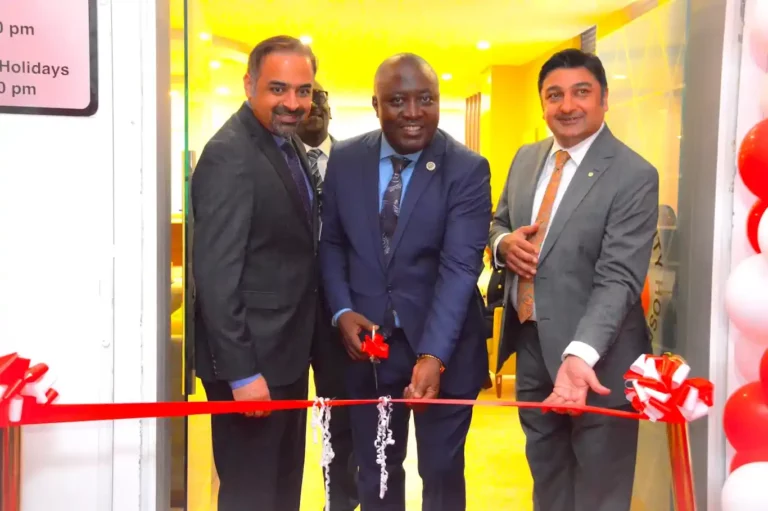 Nairobi County Ag. Secretary Patrick Analo officially opens the Karen Specialty and Executive Clinic. With him is the Aga Khan University Hospital CEO Rashid Khalani and COO of Outreach Network Khurram Jamal.