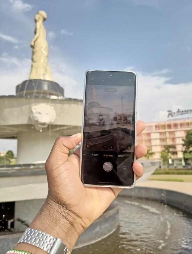 The Oppo Reno 10 5G is a competitively priced smartphone with good overall performance, an attractive design, and a large battery with fast charging support.