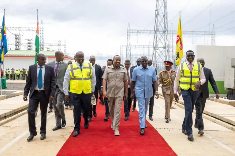 President William Samoei Ruto in the company of Prime Minister of Ethiopia Abiy Ahmed Ali during a familiarisation tour of the Suswa Substation, Kajiado County.