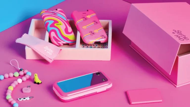 The HMD Barbie Phone is a hot pink device that flips open and shut and sports a bold “Barbie” logo on the back, harking back to the iconic fashion doll collection.