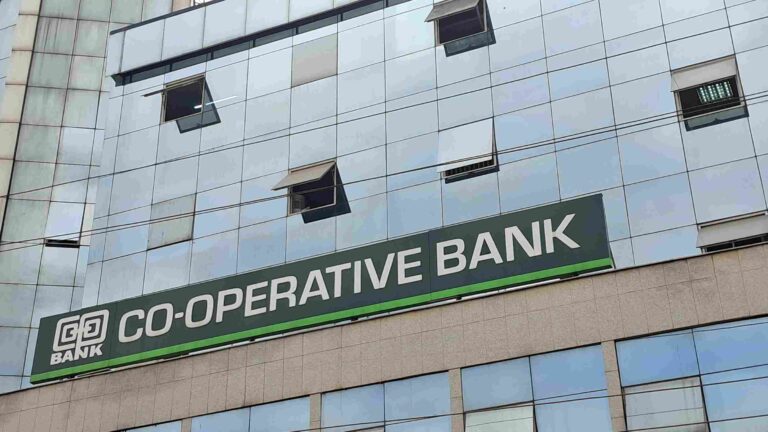 Kamilisha Undercuts Fuliza, Boostika With Lower Fees Customer using Co-op Bank’s mobile app to access Kamilisha overdraft