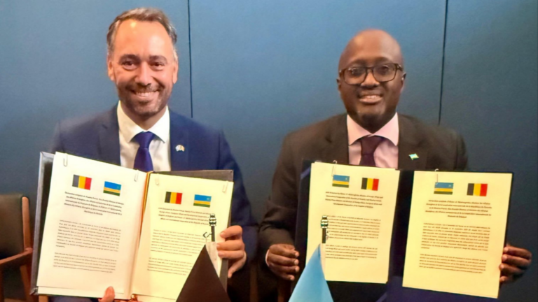 Belgium and Rwanda restore diplomatic relations after 18 months Belgian Foreign Minister Maxime Prevot and Rwandan Foreign Minister Olivier Nduhungirehe hold signed documents in New York after agreeing to restore diplomatic relations.